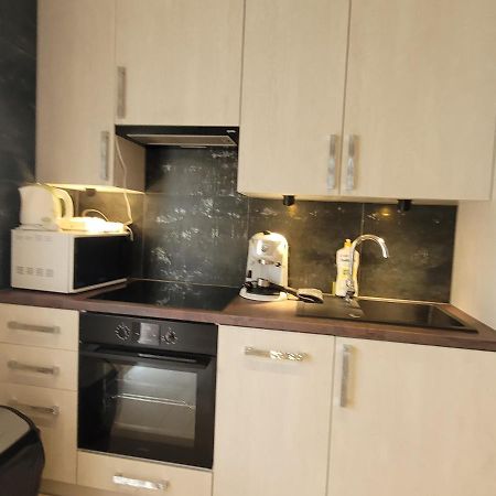 Lara II Apartman Дебрецен Экстерьер фото