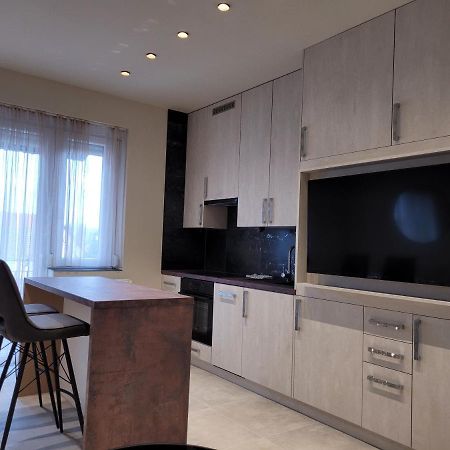 Lara II Apartman Дебрецен Экстерьер фото