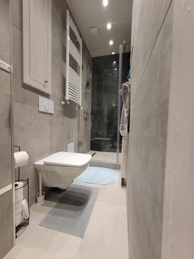 Lara II Apartman Дебрецен Экстерьер фото